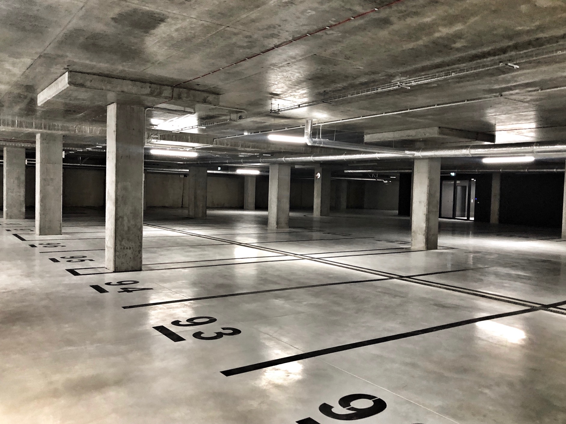 Access to daylight in the Giant office